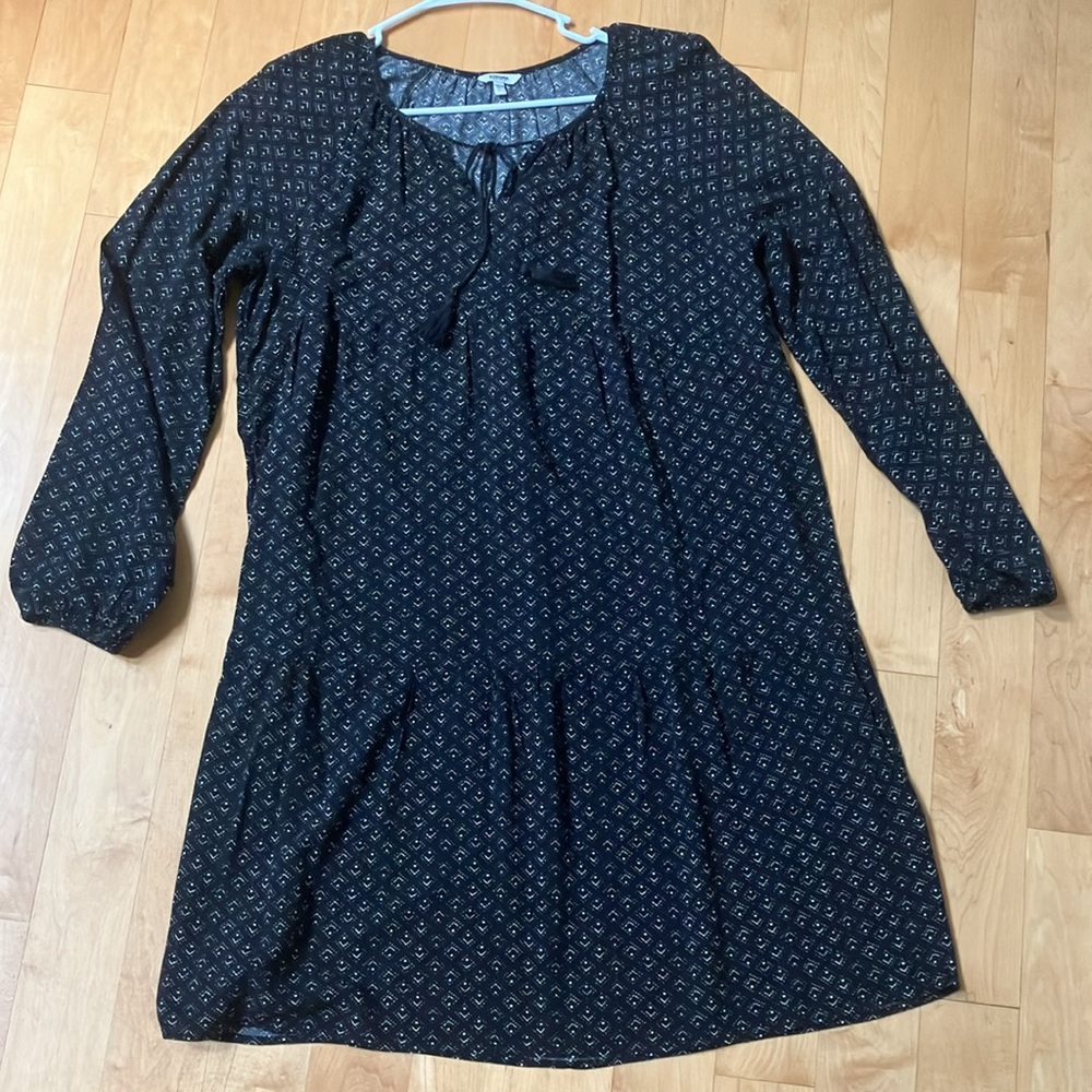 Sonoma Tiered Dress-Long sleeve B&W print -size L